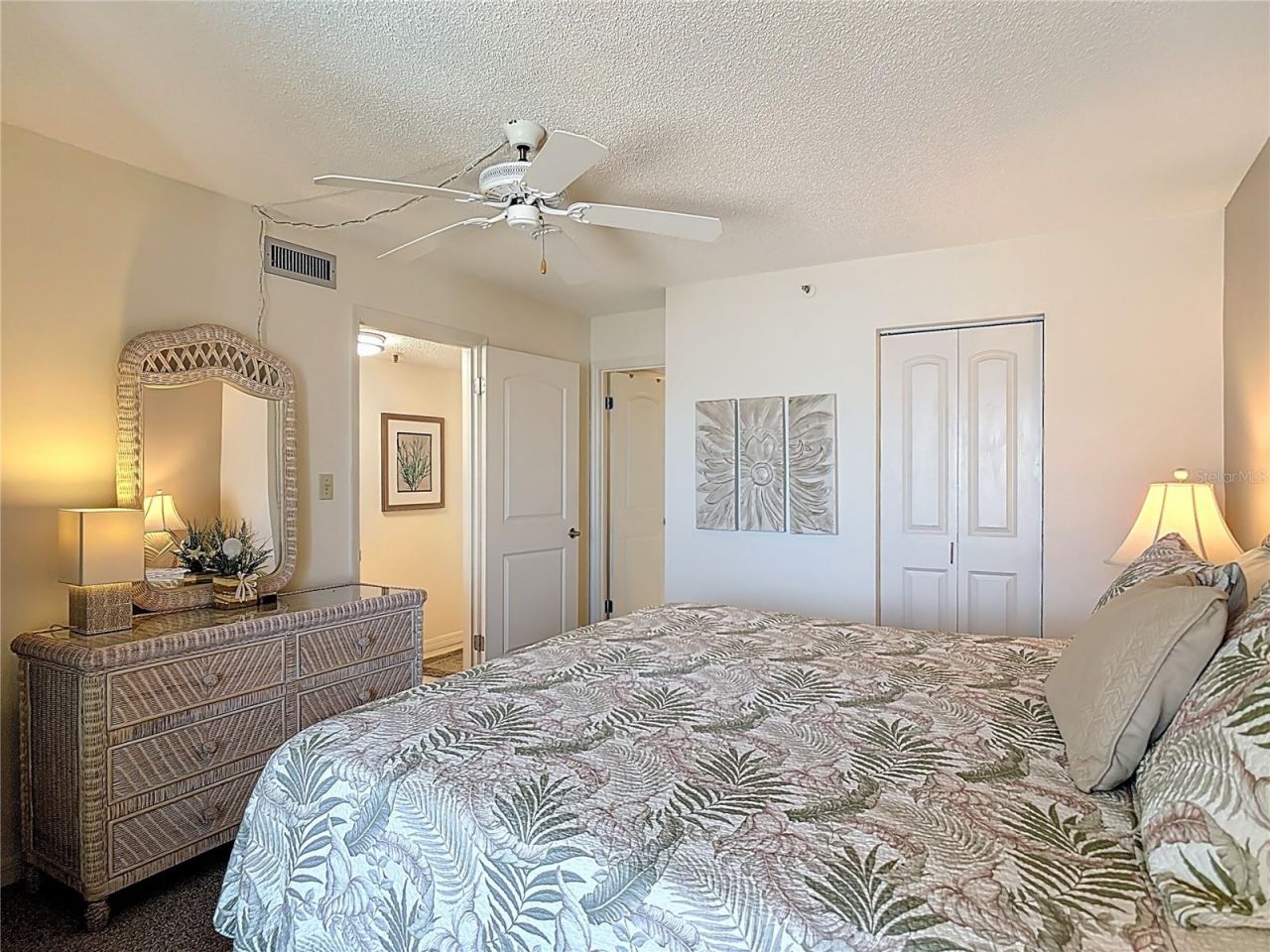 5207 S Atlantic Avenue, Unit 822, New Smyrna Beach, FL 32169 Photo