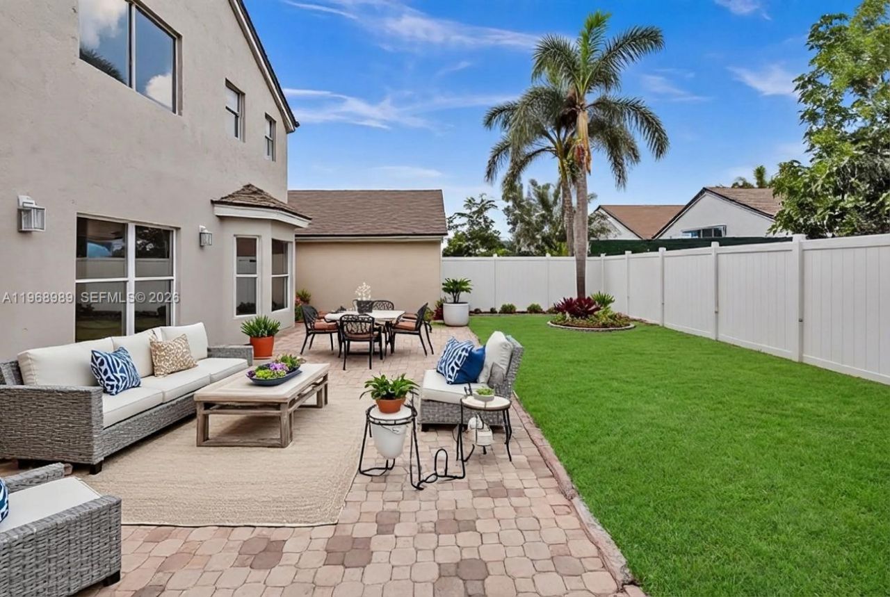 4917 SW 32nd Way, Hollywood, FL 33312 Photo