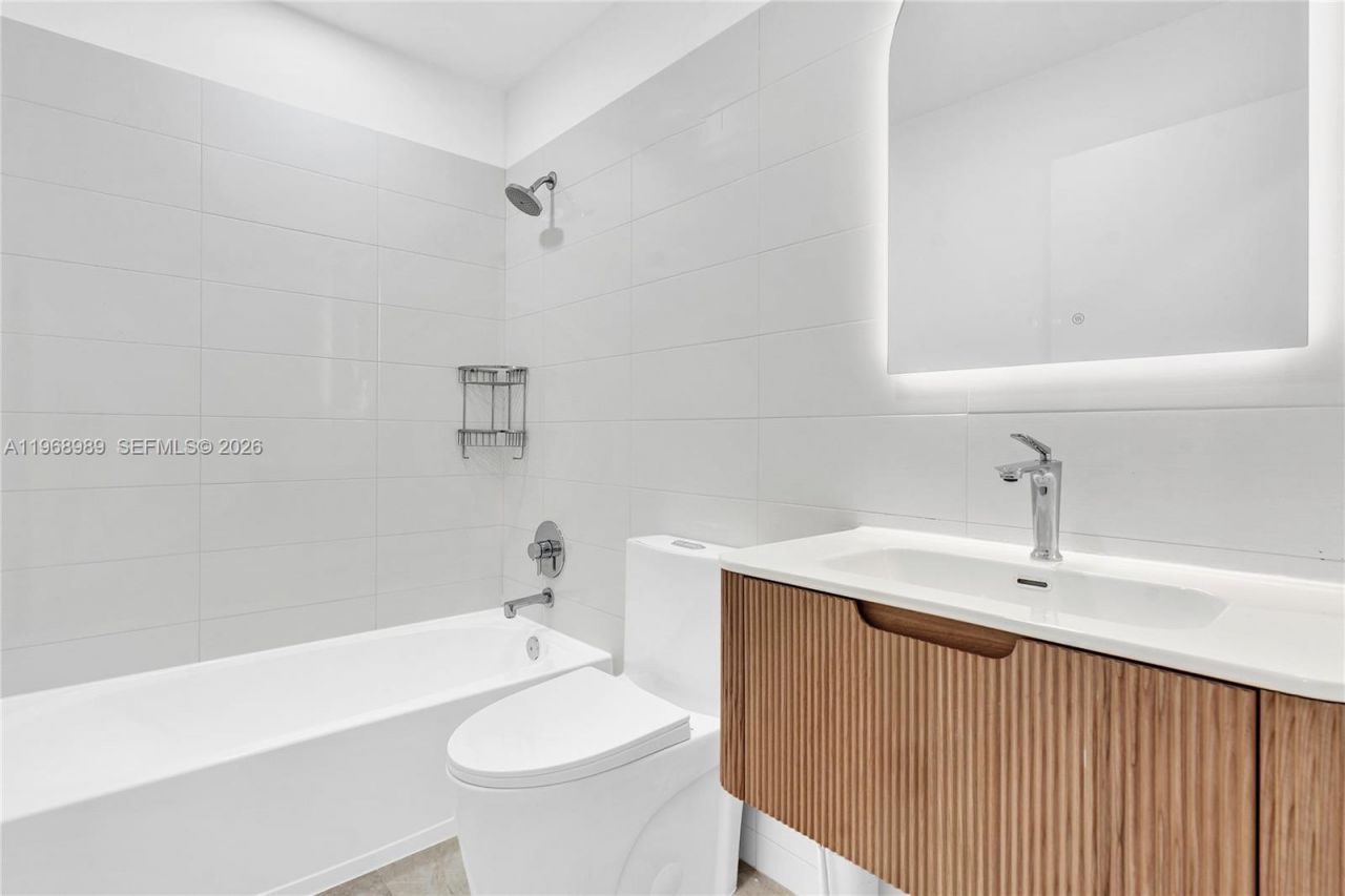 4917 SW 32nd Way, Hollywood, FL 33312 Photo