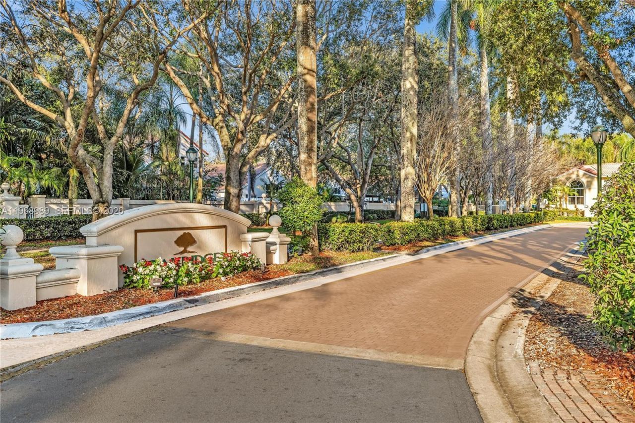 4917 SW 32nd Way, Hollywood, FL 33312 Photo