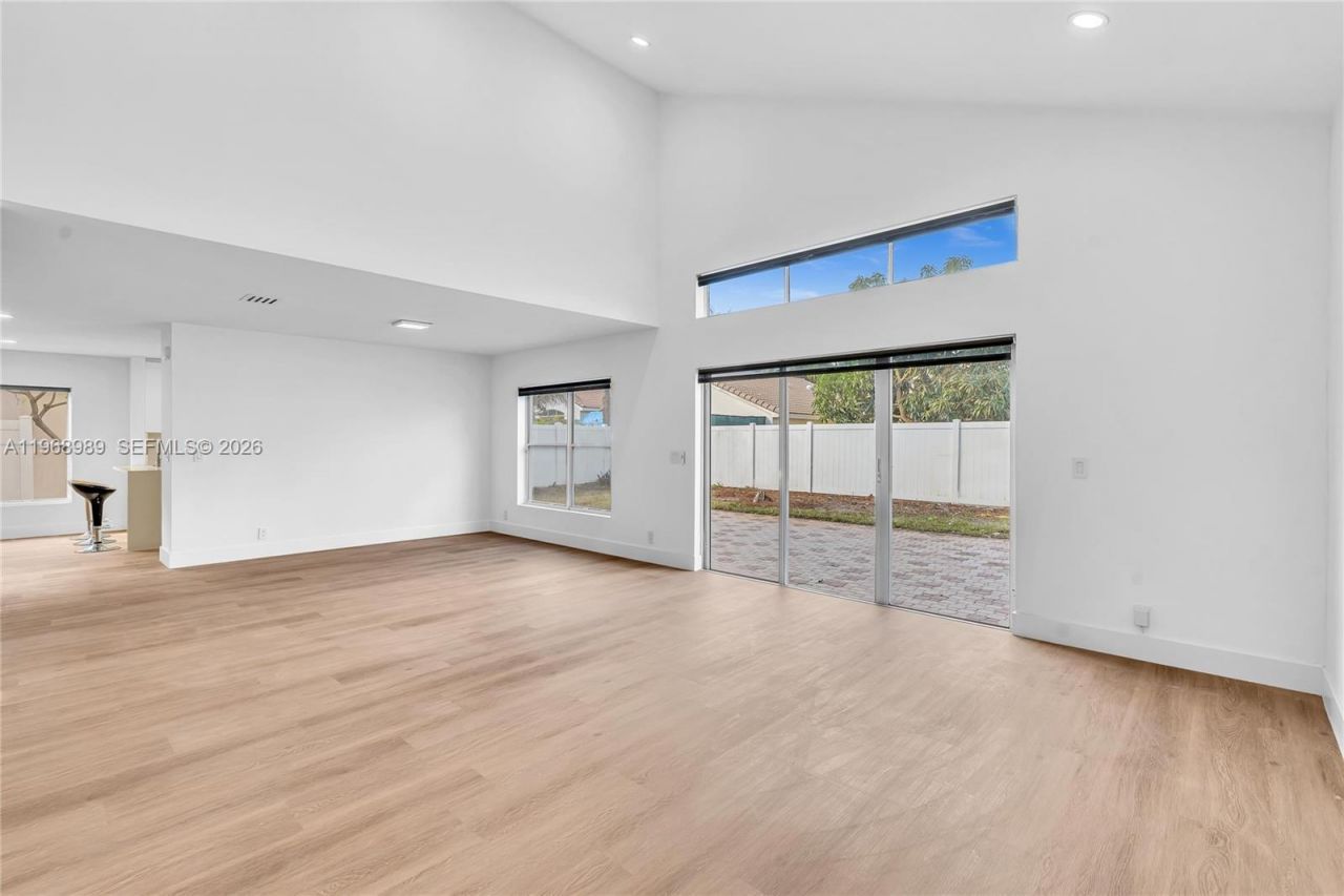 4917 SW 32nd Way, Hollywood, FL 33312 Photo