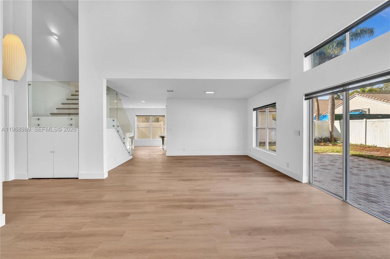 4917 SW 32nd Way, Hollywood, FL 33312 Photo