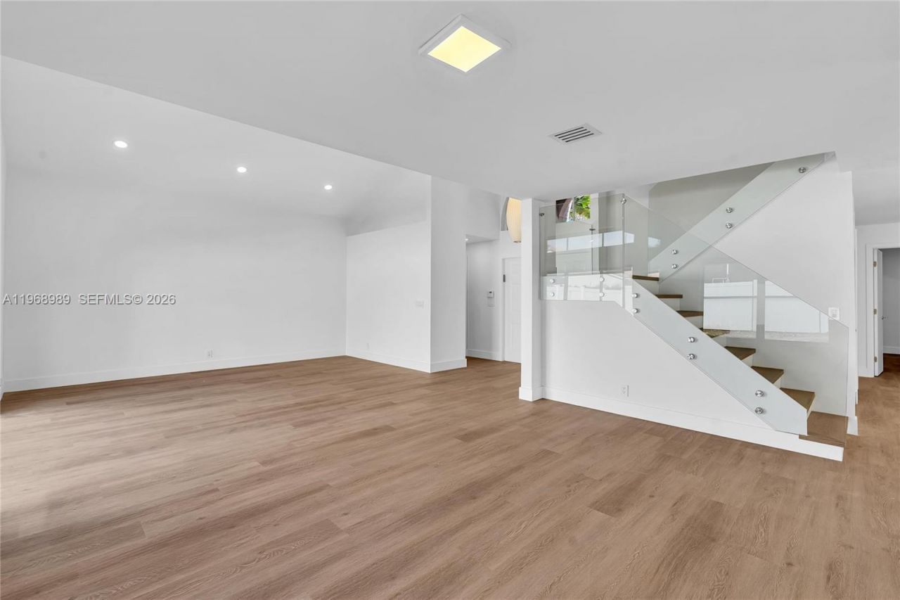 4917 SW 32nd Way, Hollywood, FL 33312 Photo