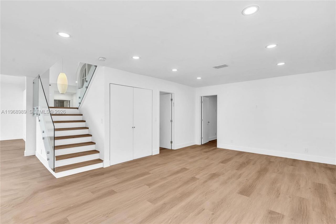 4917 SW 32nd Way, Hollywood, FL 33312 Photo