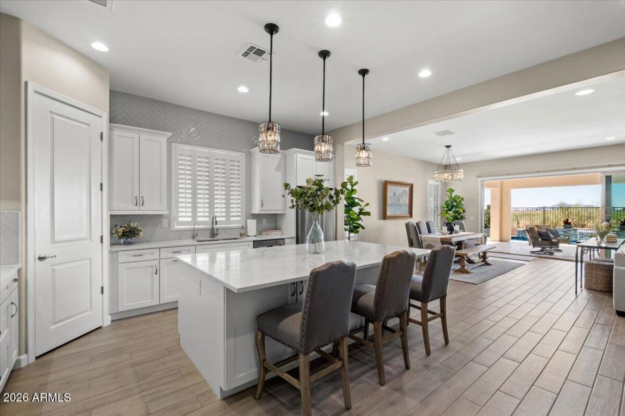 6607 E Libby Street, Phoenix, AZ 85054 Main Photo