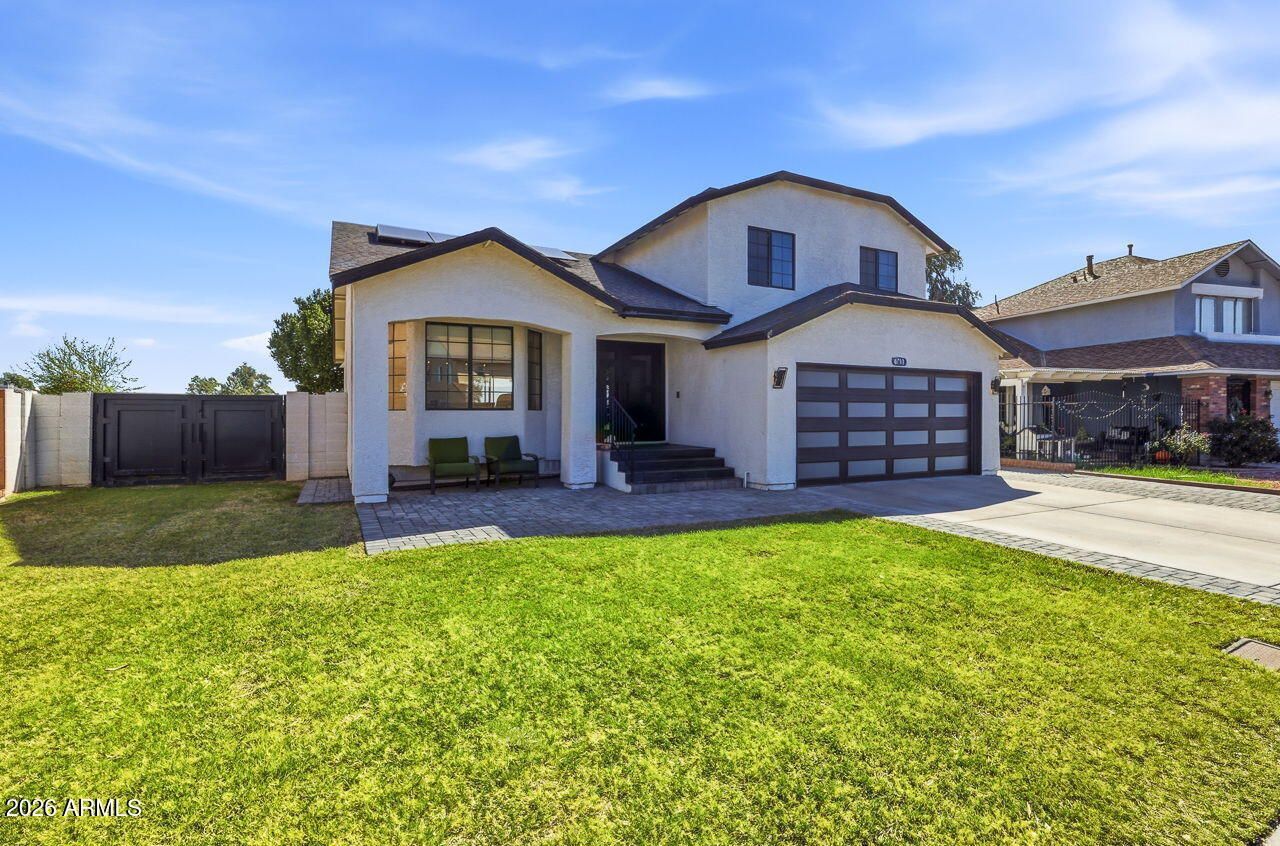 8711 W Sierra Vista Drive, Glendale, AZ 85305 Main Photo