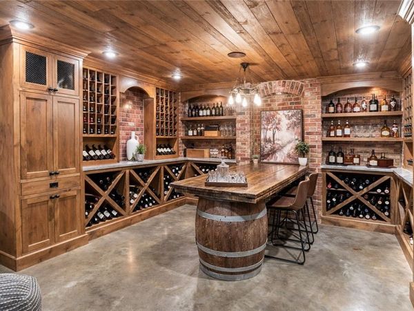 415 NW 5th Street, Bentonville, AR 72712