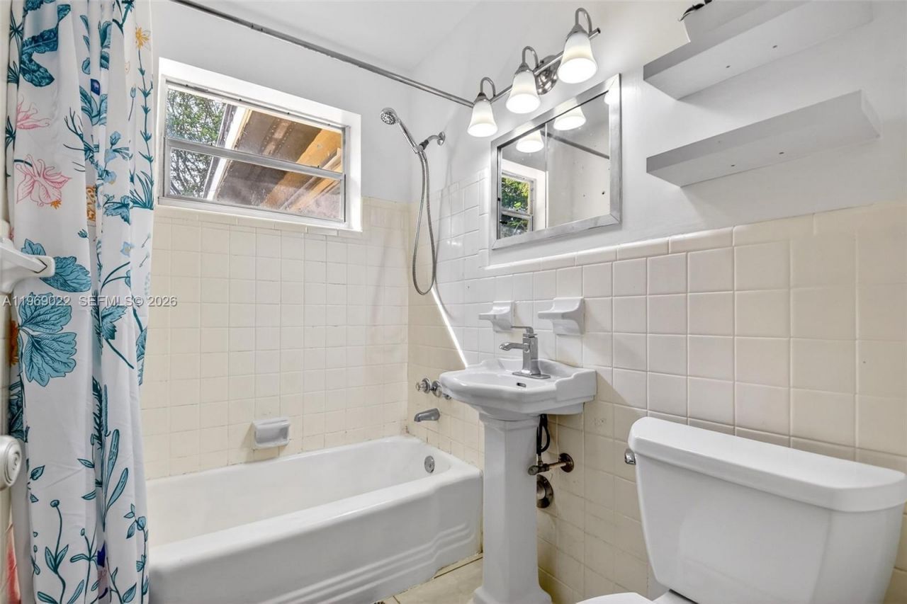 144 NW 9th Ave, Delray Beach, FL 33444 Photo