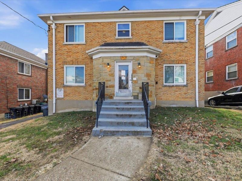 3143 Mozart, Cincinnati, OH 45211 Photo 1
