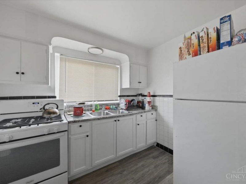 3143 Mozart, Cincinnati, OH 45211 Photo 8