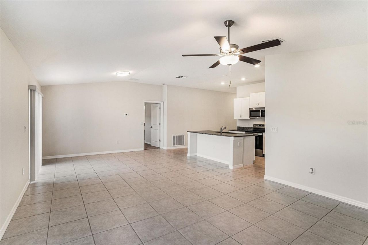6523 Bar S Bar Trail, Zephyrhills, FL 33541 Photo