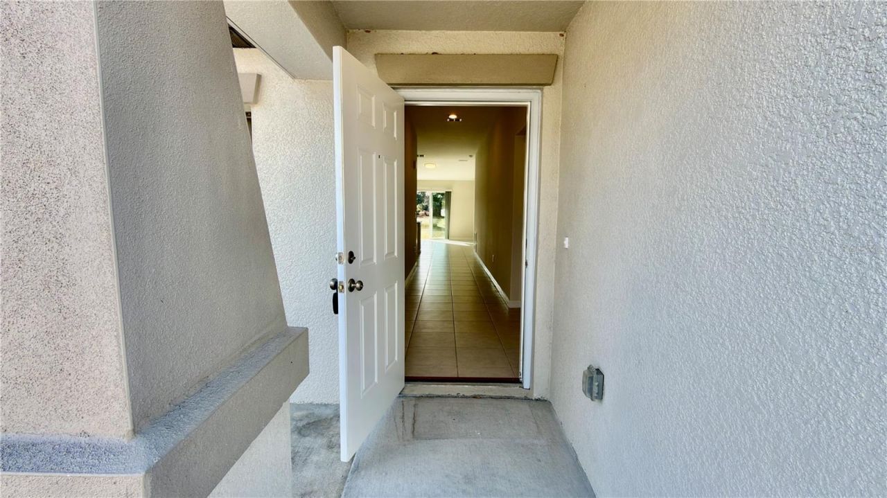 6523 Bar S Bar Trail, Zephyrhills, FL 33541 Photo