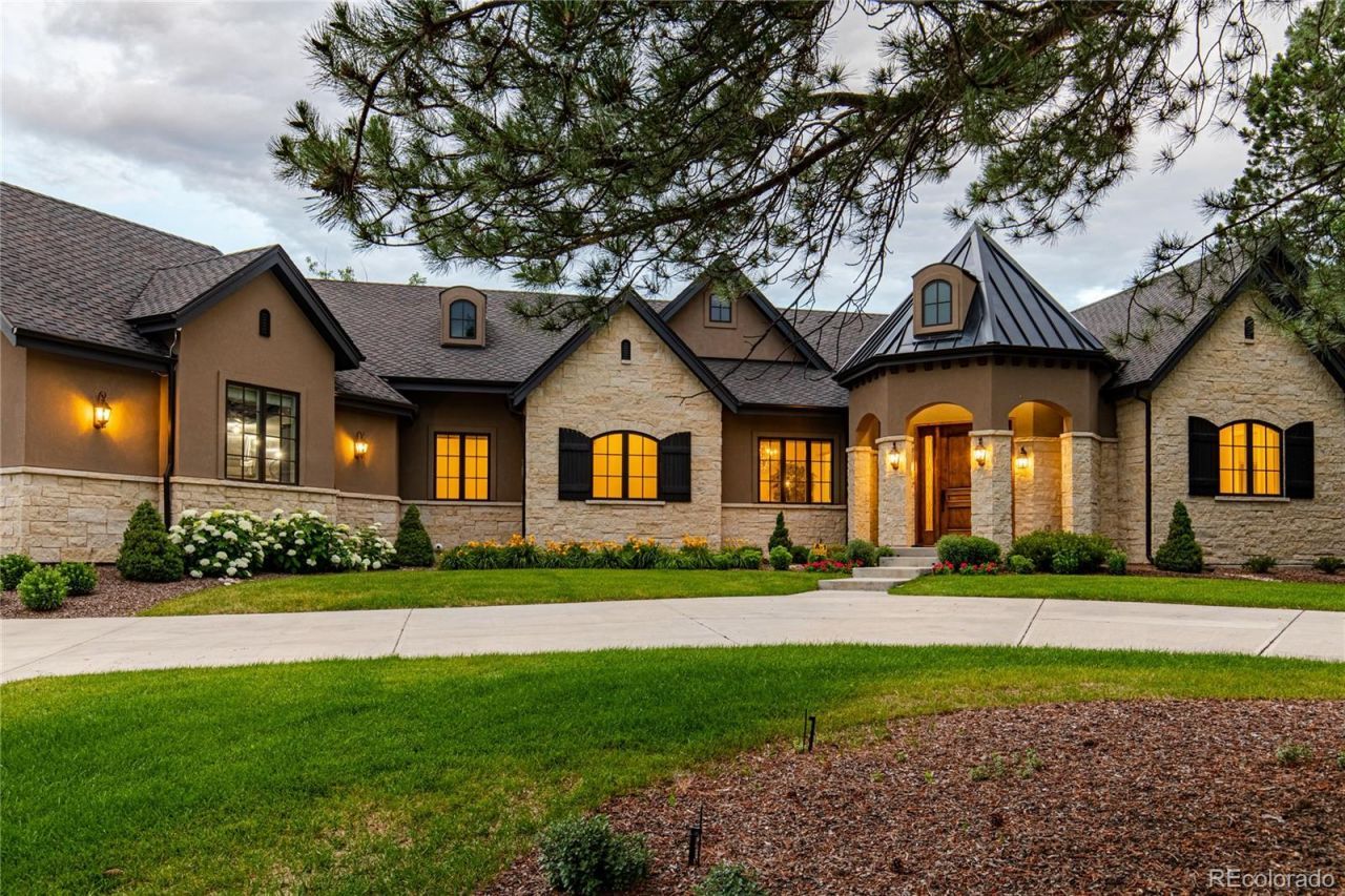 5899 Green Oaks Drive, Littleton, CO 80121 Main Photo