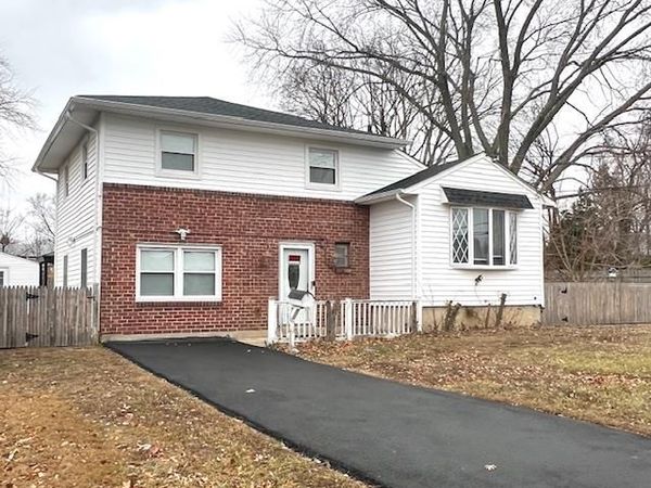 143 Delaware Avenue , Bay Shore, NY 11706