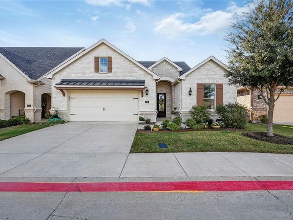 2702 Esplanade Boulevard, Unit 2702, Mansfield, TX 76063