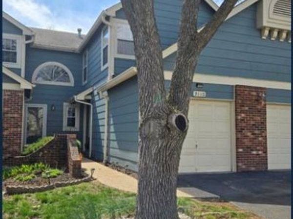 3110 Autumn Shores Drive , Maryland Heights, MO 63043