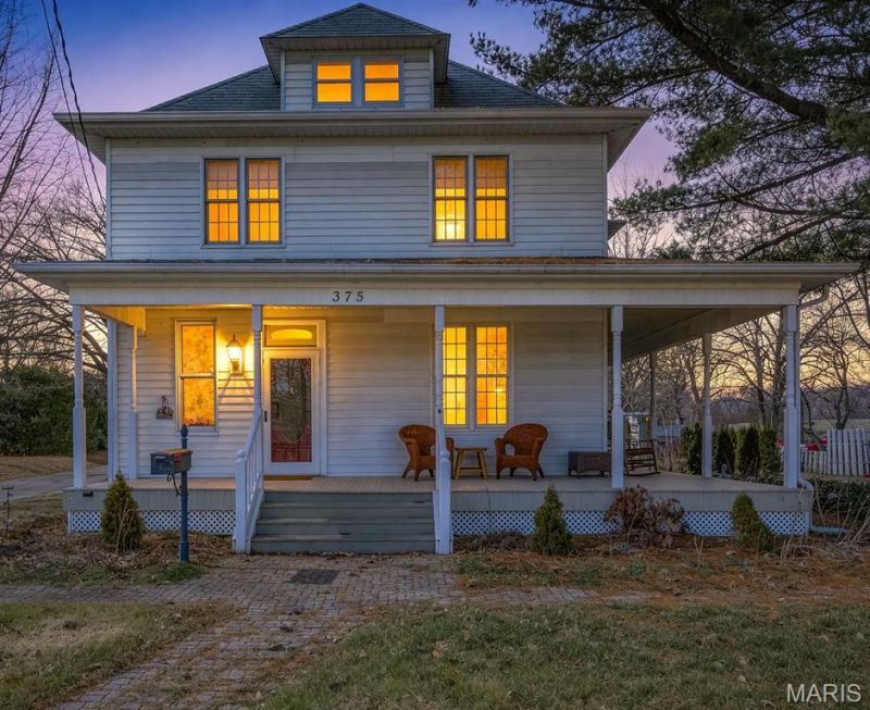 373 S 4th Street, Sainte Genevieve, MO 63670 Main Photo