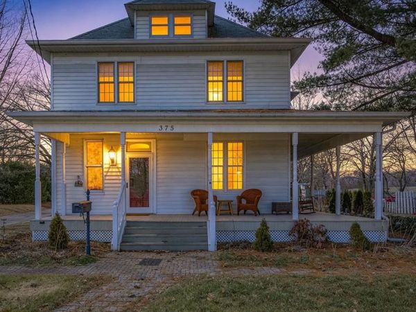 373 S 4th Street, Ste Genevieve, MO 63670