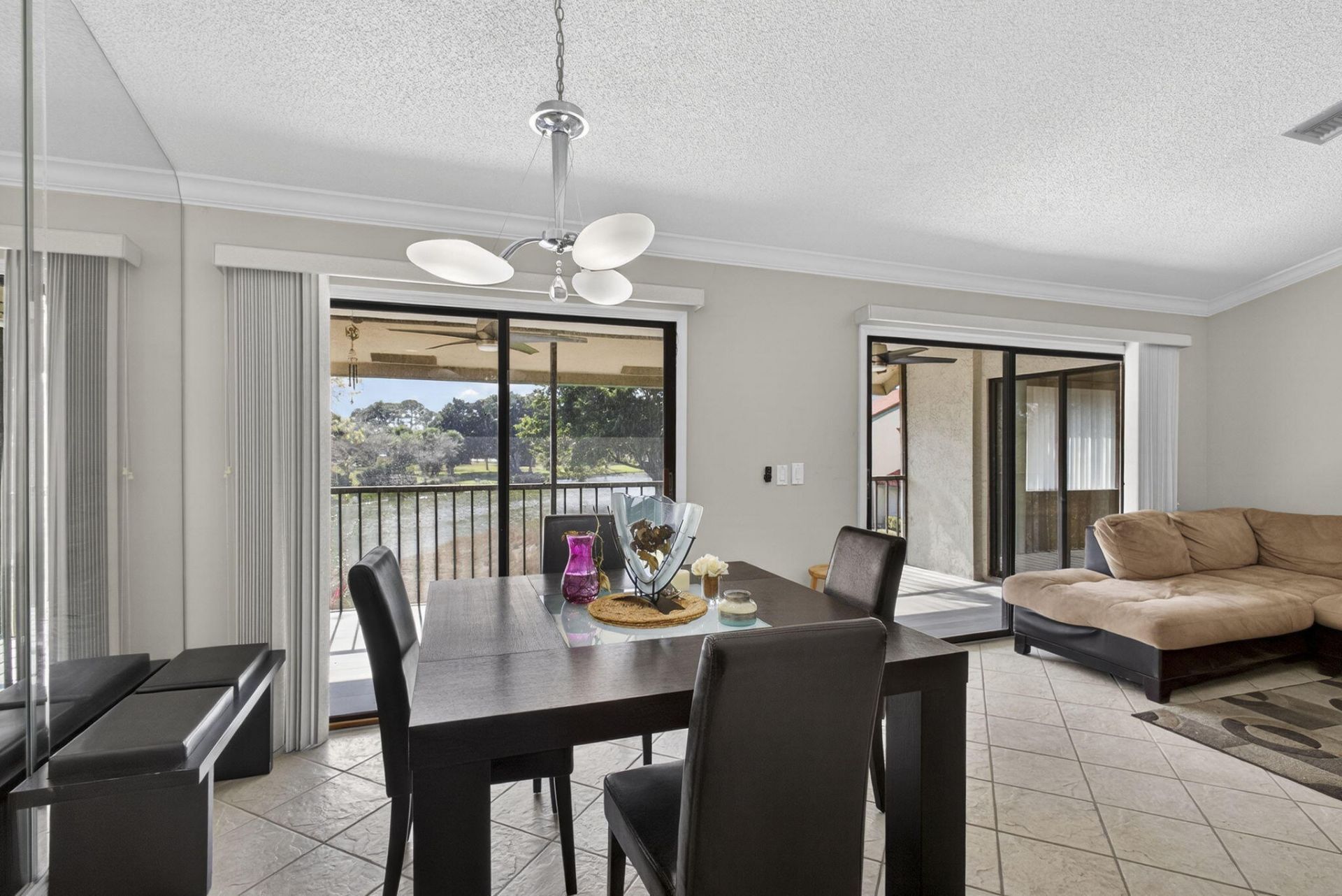 9 Lexington Lane E, Unit F, Palm Beach Gardens, FL 33418 Photo