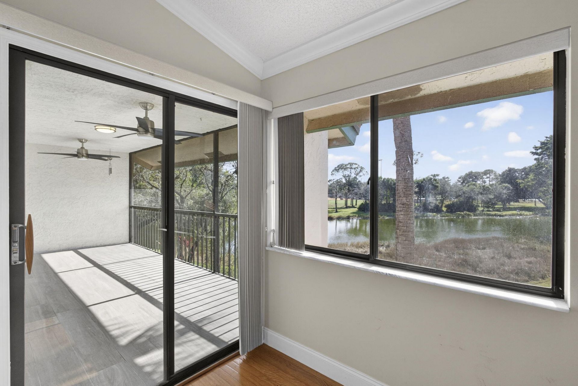 9 Lexington Lane E, Unit F, Palm Beach Gardens, FL 33418 Photo