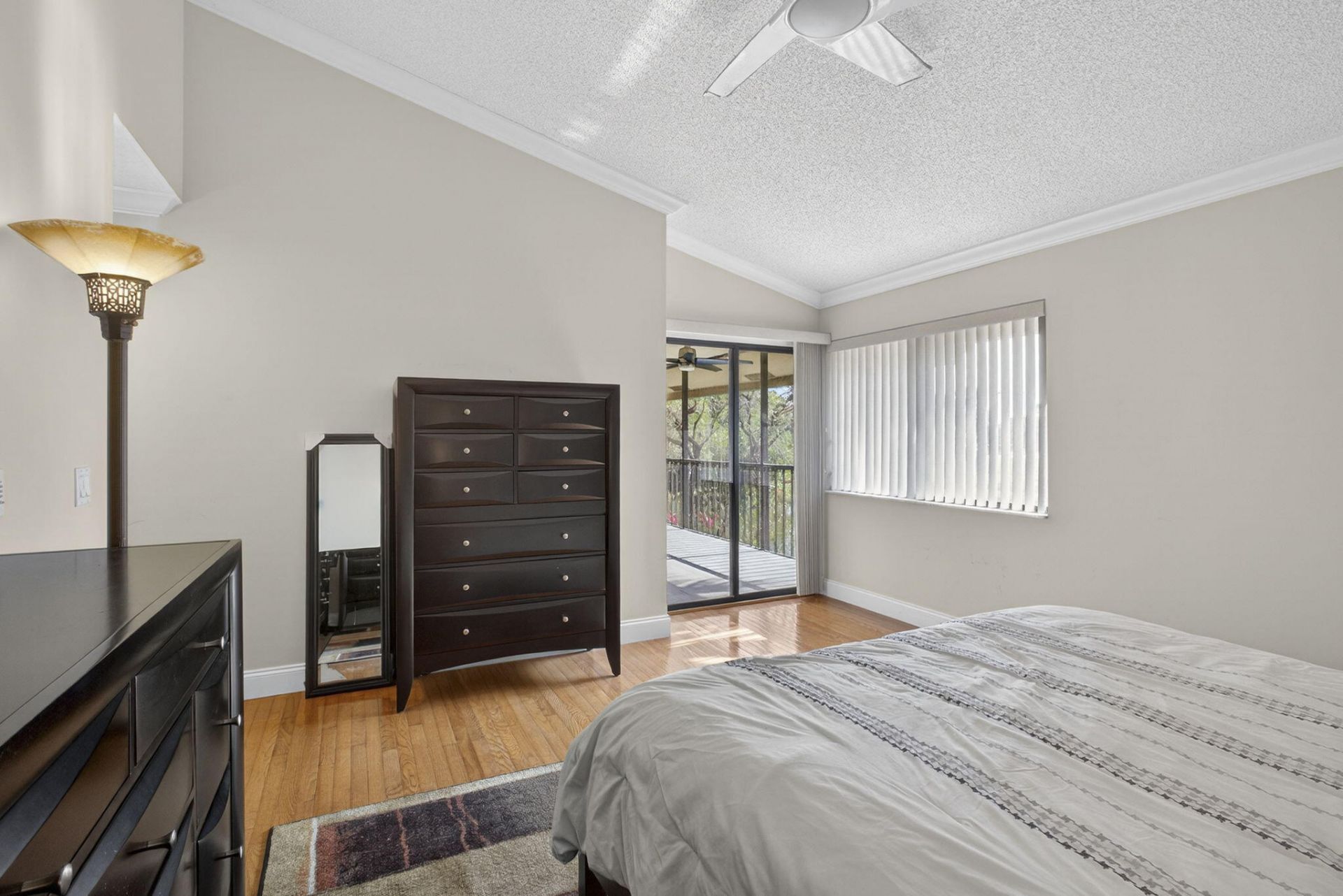 9 Lexington Lane E, Unit F, Palm Beach Gardens, FL 33418 Photo