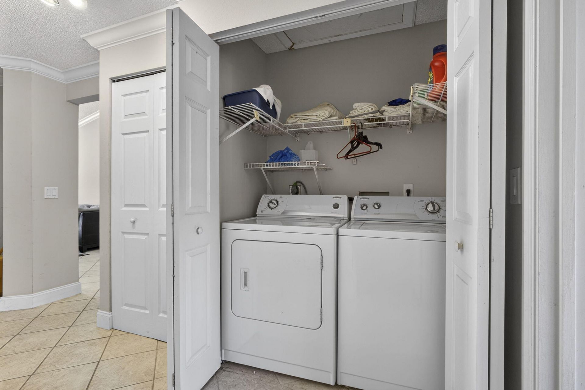 9 Lexington Lane E, Unit F, Palm Beach Gardens, FL 33418 Photo