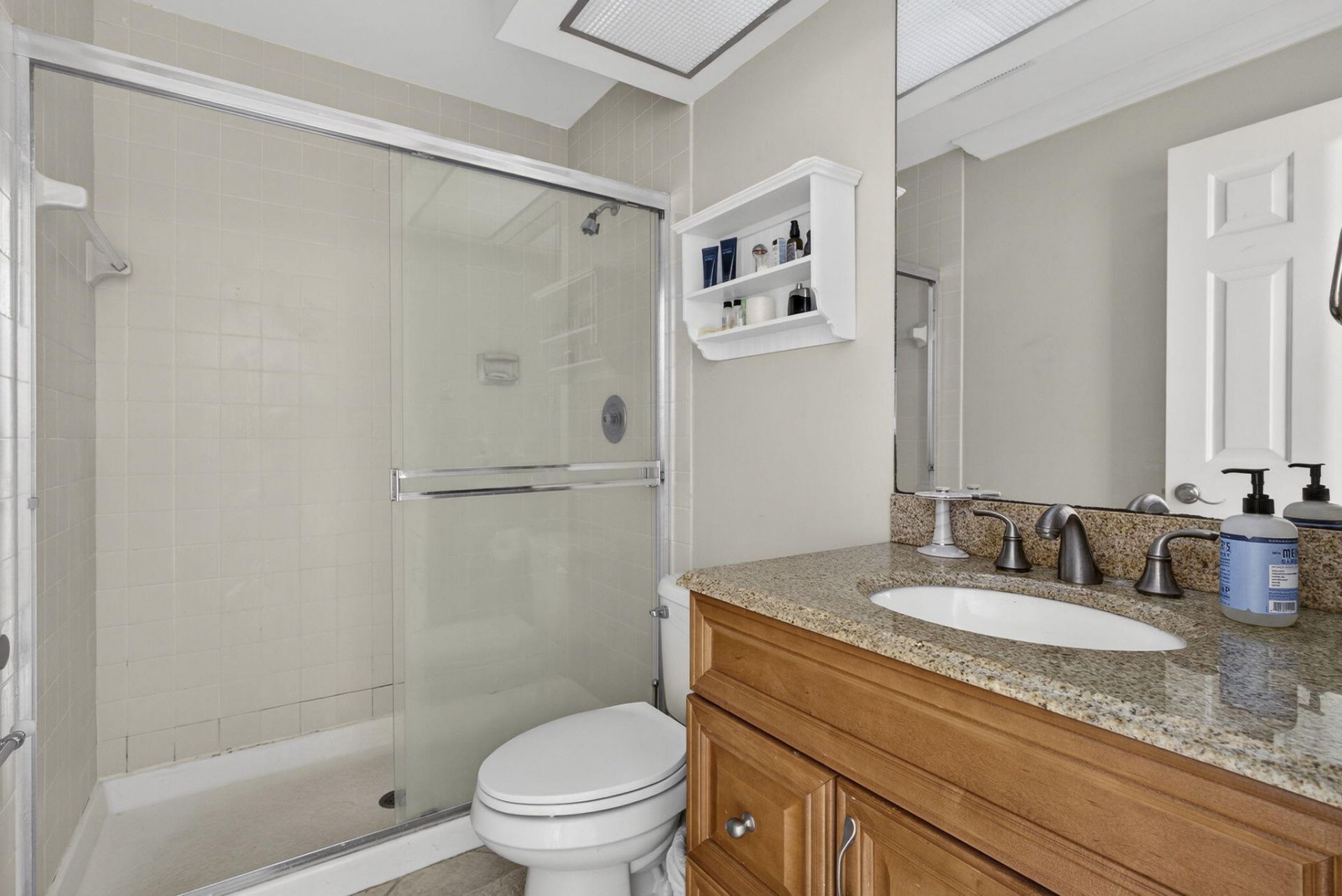 9 Lexington Lane E, Unit F, Palm Beach Gardens, FL 33418 Photo