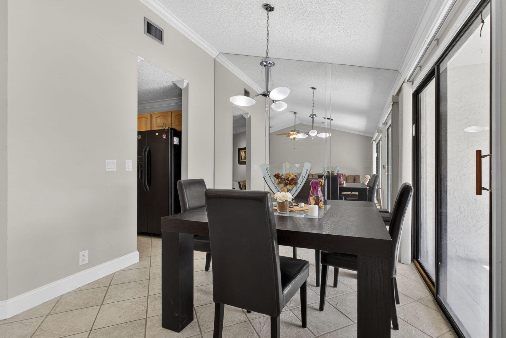 9 Lexington Lane E, Unit F, Palm Beach Gardens, FL 33418 Photo