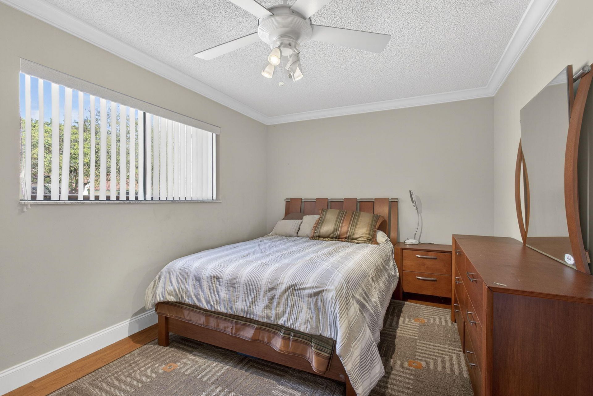 9 Lexington Lane E, Unit F, Palm Beach Gardens, FL 33418 Photo