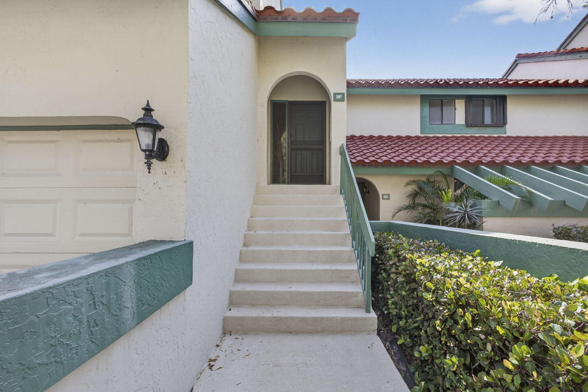 9 Lexington Lane E, Unit F, Palm Beach Gardens, FL 33418 Photo