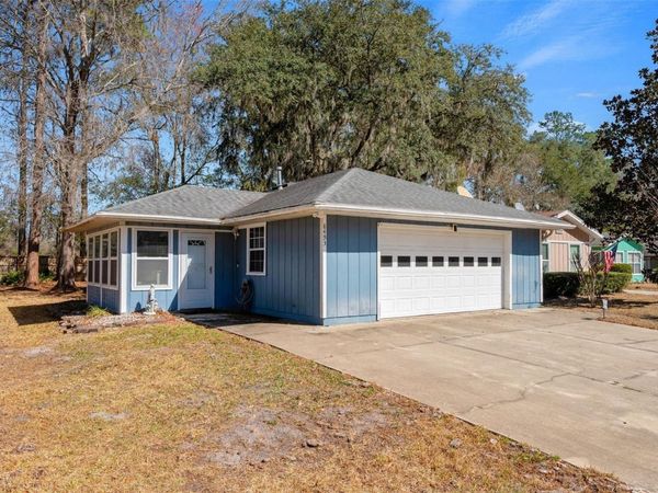 8493 NW 37TH TERRACE, GAINESVILLE, FL 32653