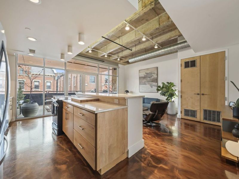 199 S 5th Street, Unit 301, Columbus, OH 43215 Photo 14