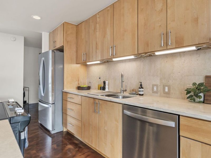 199 S 5th Street, Unit 301, Columbus, OH 43215 Photo 17