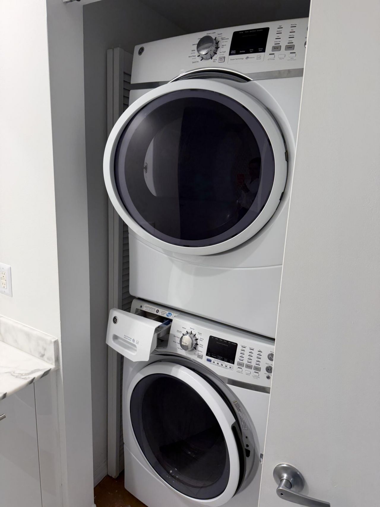 951 Brickell Avenue, Unit 3611, Miami, FL 33131 Photo