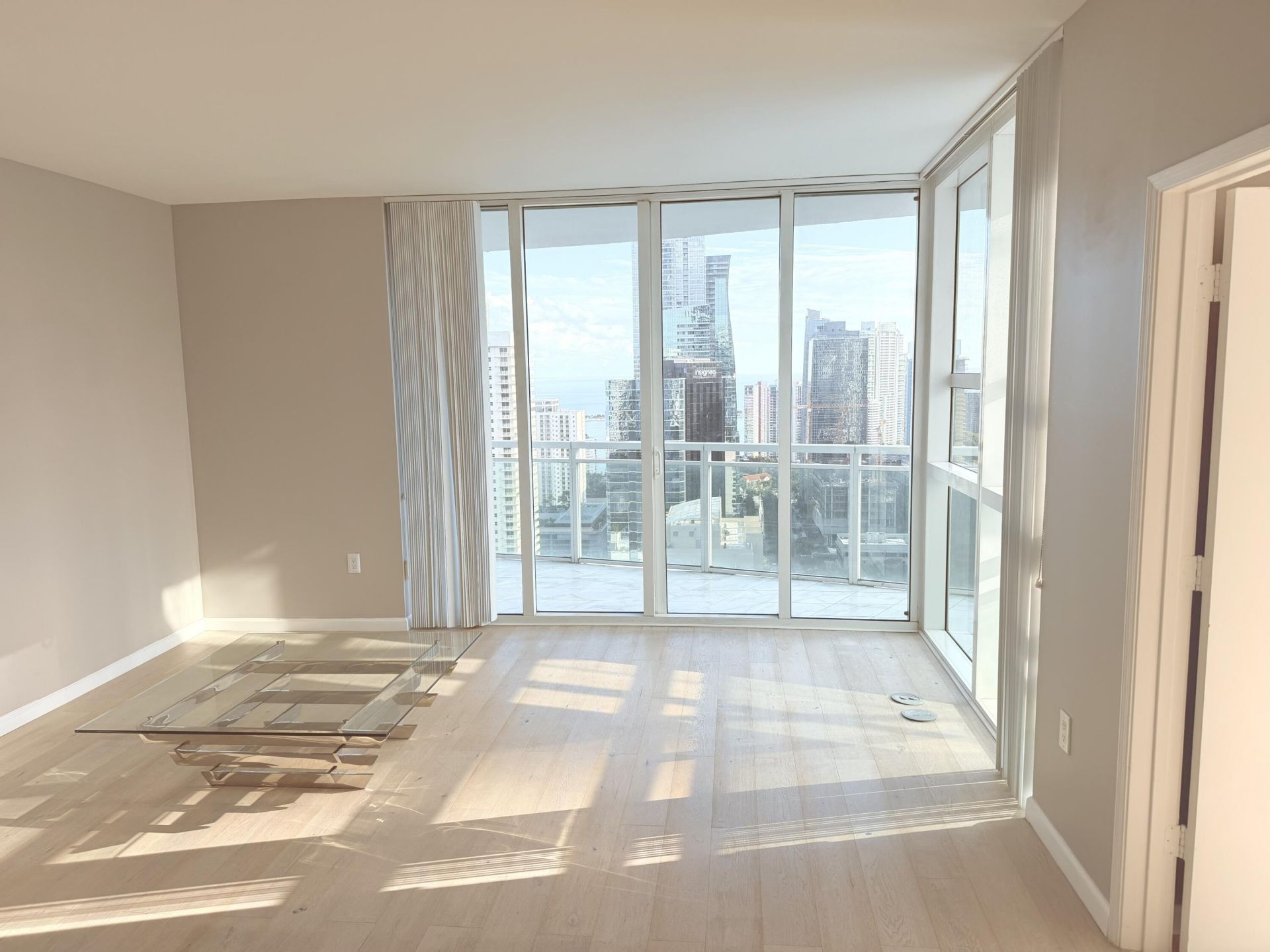 951 Brickell Avenue, Unit 3611, Miami, FL 33131 Photo