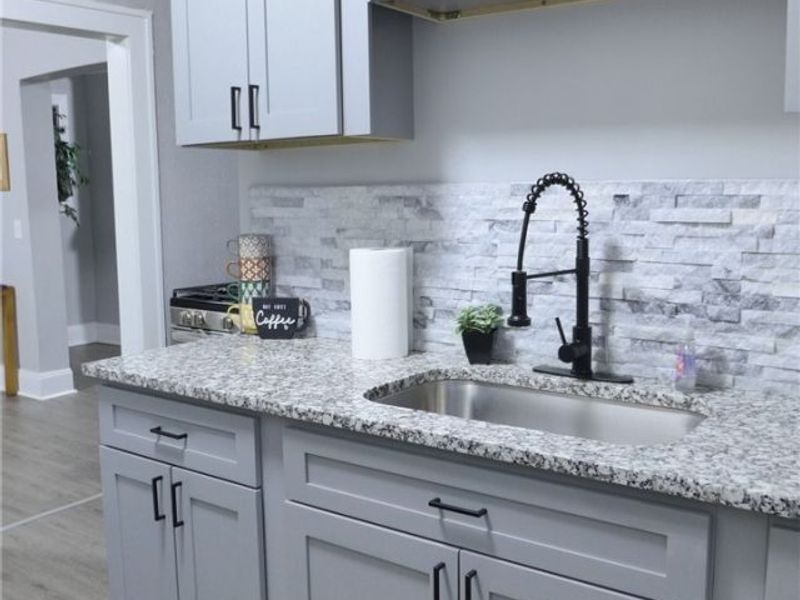 1453 W 107th Street, Cleveland, OH 44102 Photo 12