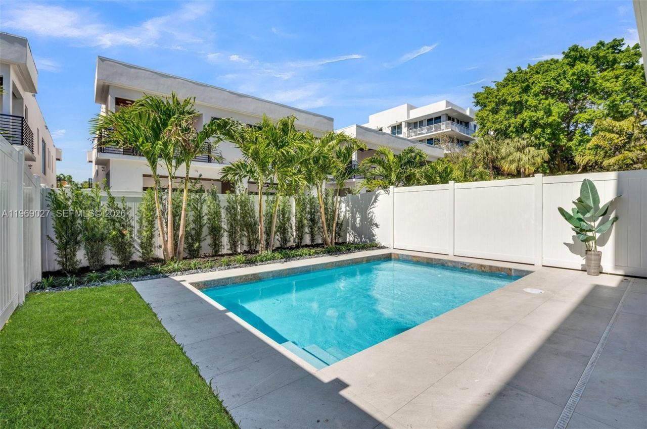 920 NE 17th Ave , Unit B, Fort Lauderdale, FL 33304 Photo