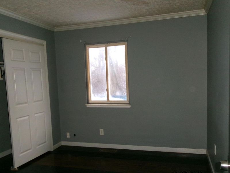 546 Emmit Avenue, Columbus, OH 43228 Photo 11