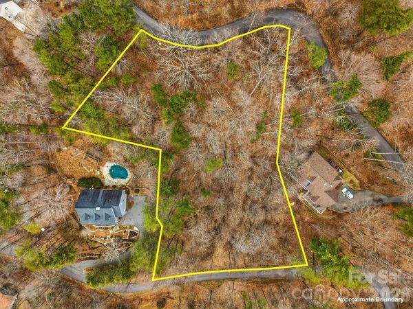 99999 Hawk View Drive , Asheville, NC 28804