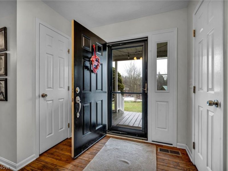 11870 Chamberlain Road, Aurora, OH 44202 Photo 5