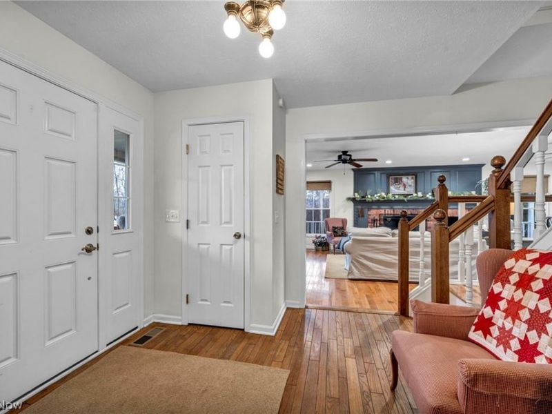 11870 Chamberlain Road, Aurora, OH 44202 Photo 6