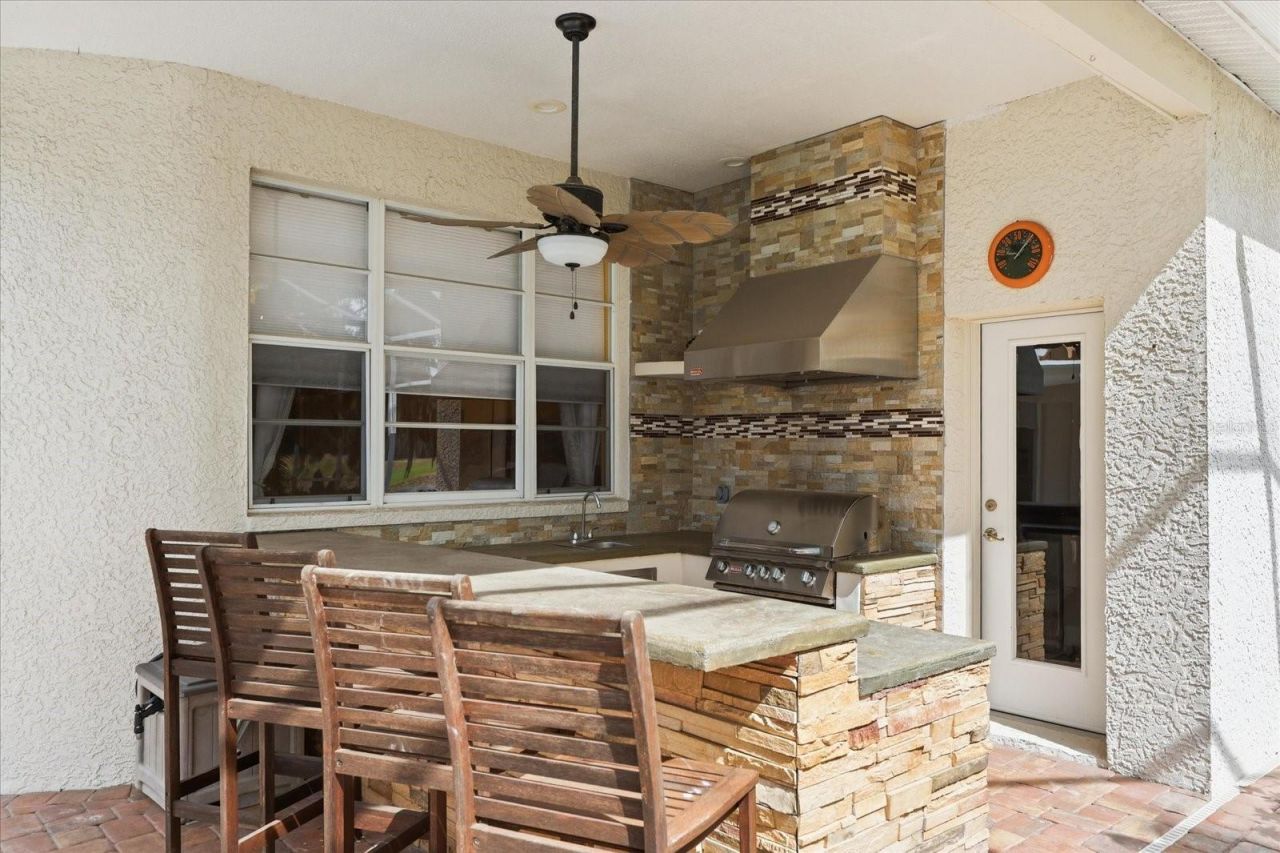 3196 Crescent Oaks Boulevard, Tarpon Springs, FL 34688 Photo