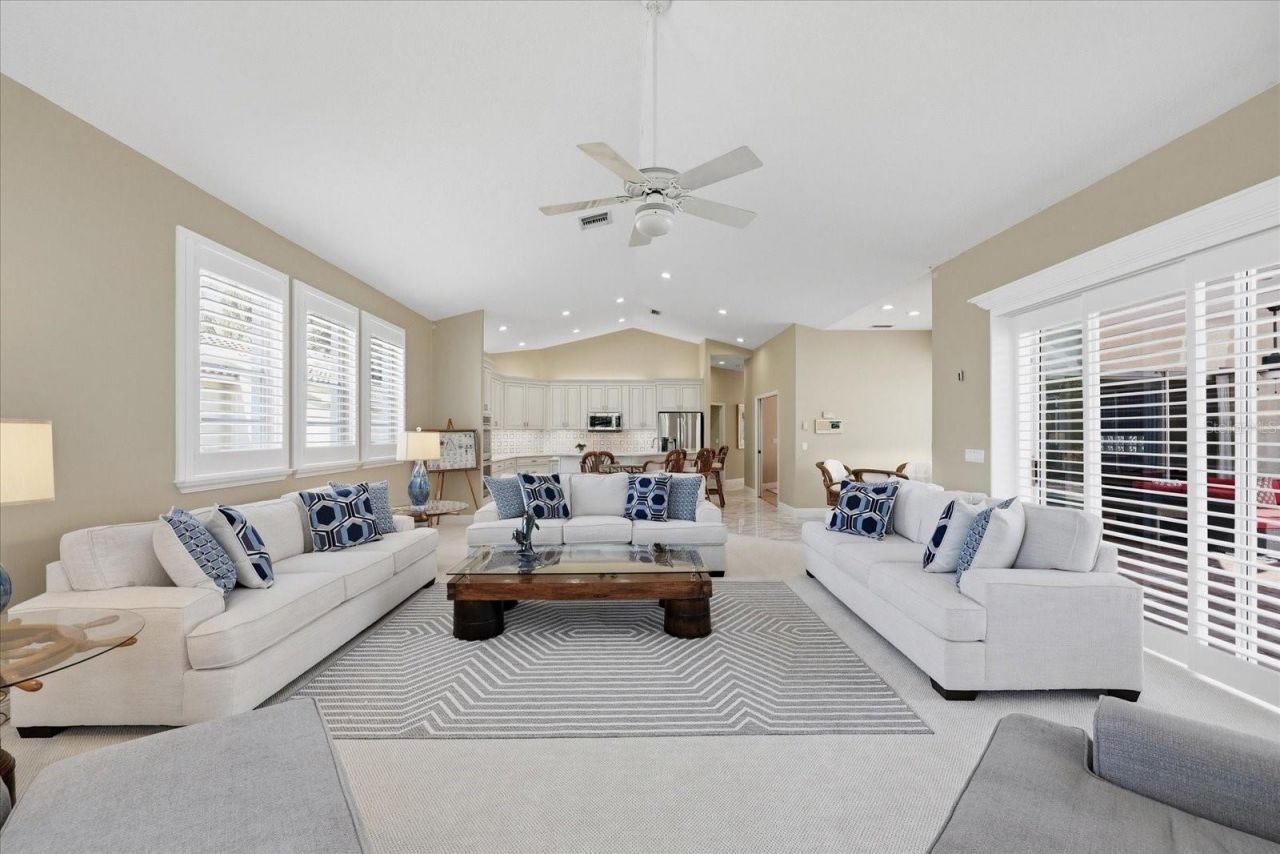 3196 Crescent Oaks Boulevard, Tarpon Springs, FL 34688 Photo