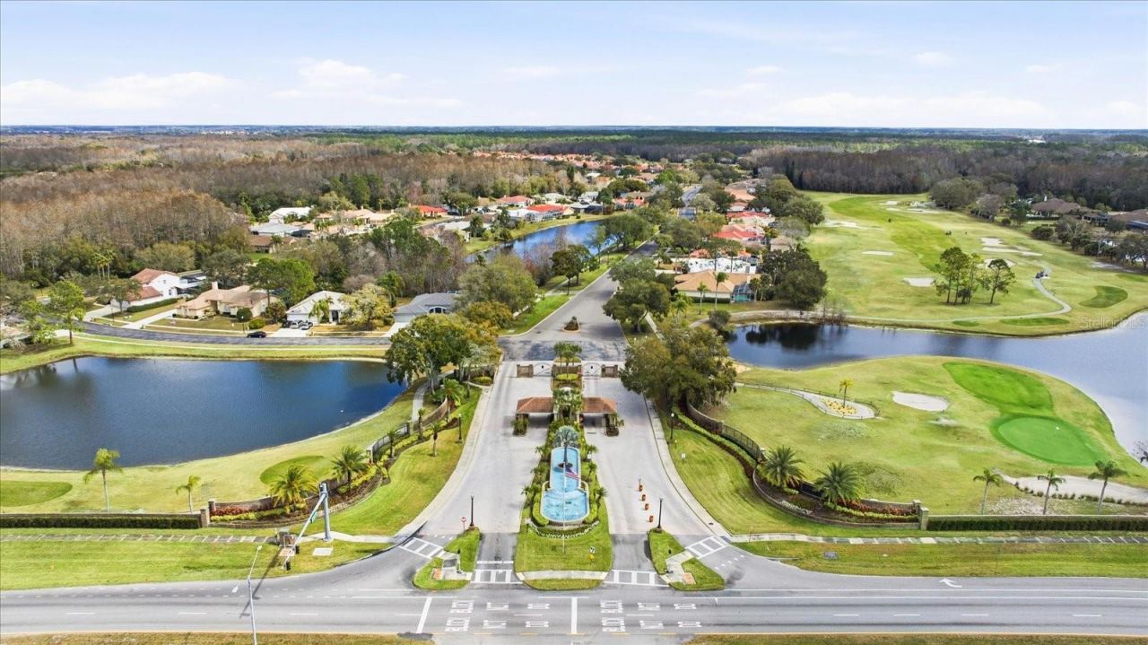 3196 Crescent Oaks Boulevard, Tarpon Springs, FL 34688 Photo