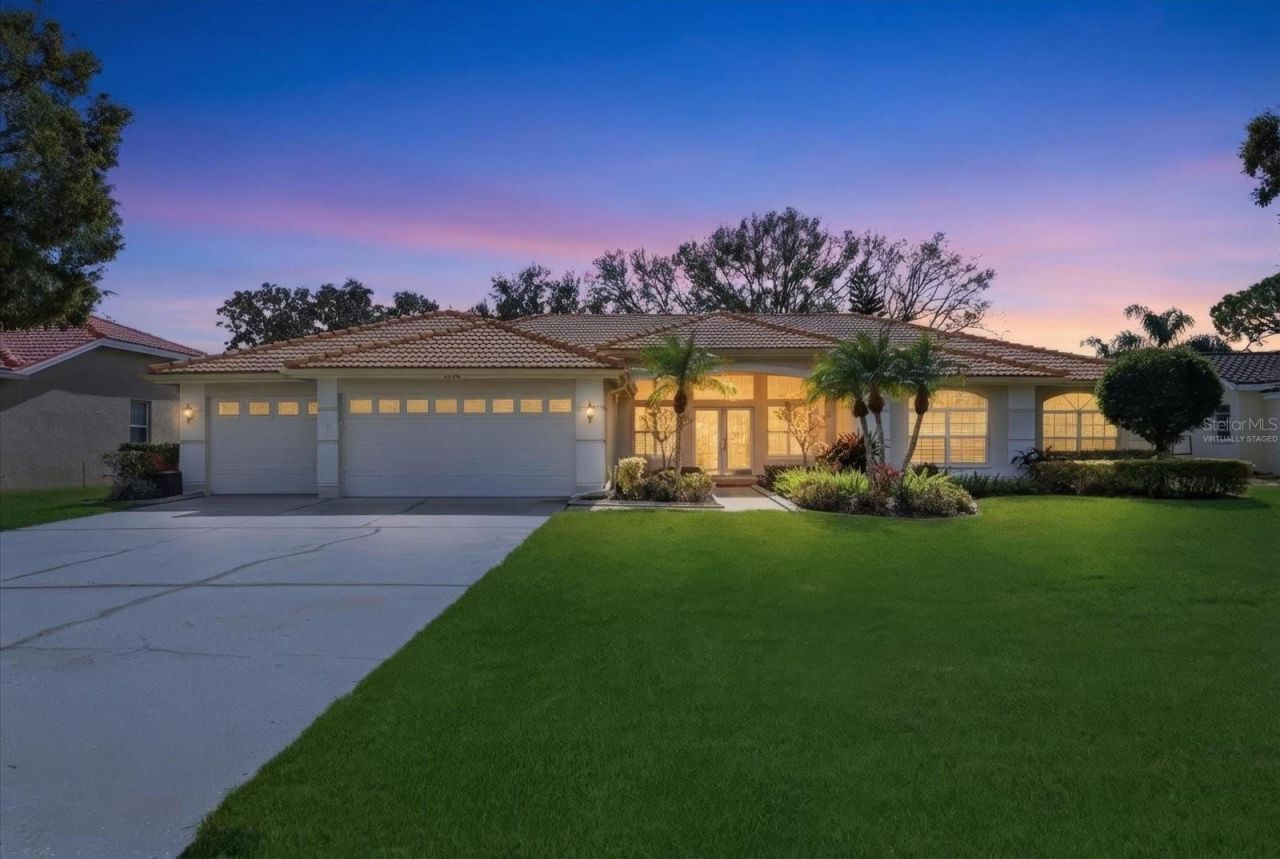 3196 Crescent Oaks Boulevard, Tarpon Springs, FL 34688 Photo