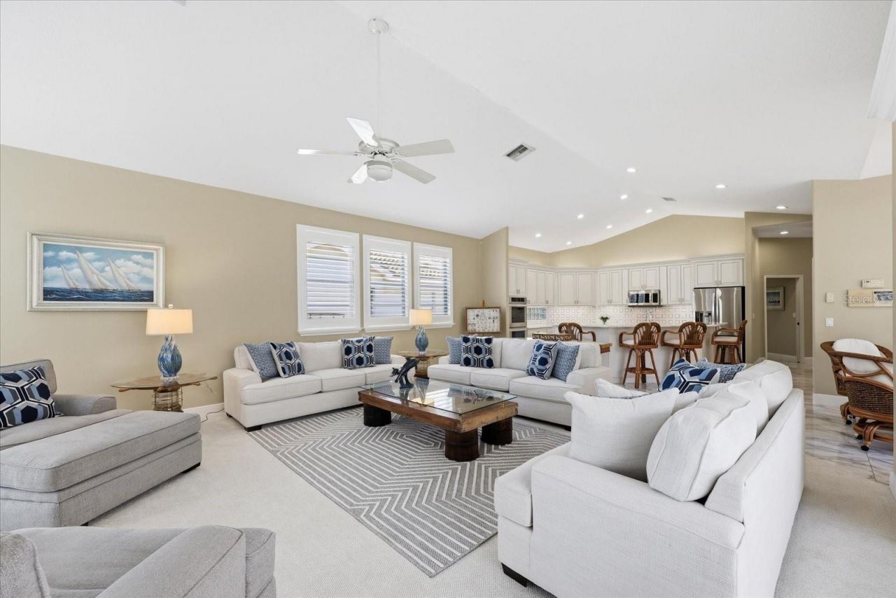 3196 Crescent Oaks Boulevard, Tarpon Springs, FL 34688 Photo