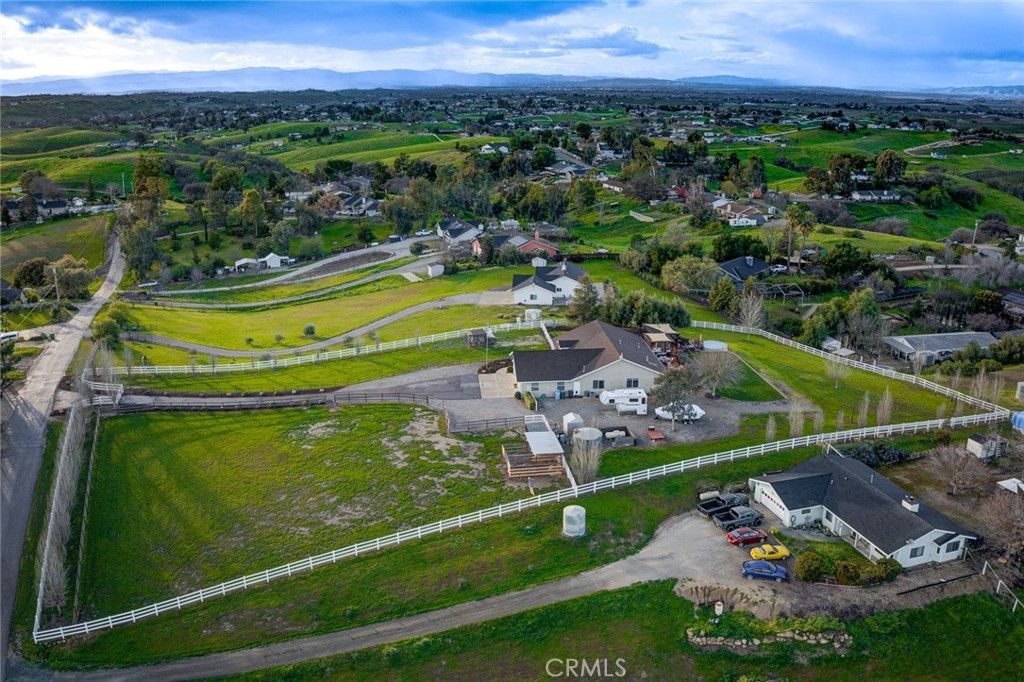 5095 White Tail Place, Paso Robles, CA 93446 Main Photo