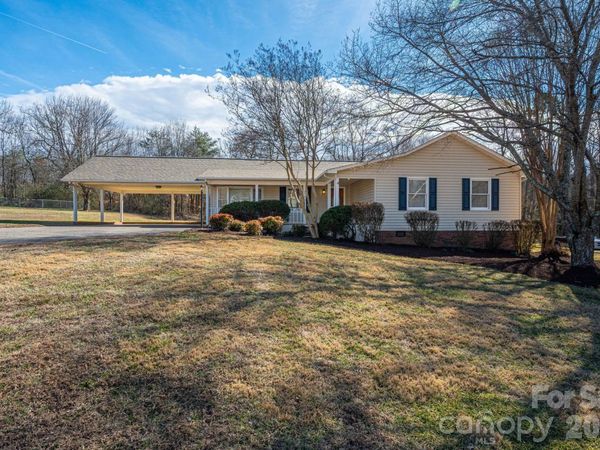 2596 Prince Drive, Lincolnton, NC 28092