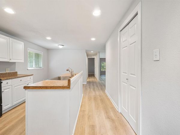 143 Old Piney TRL, Unit B, Paige, TX 78659