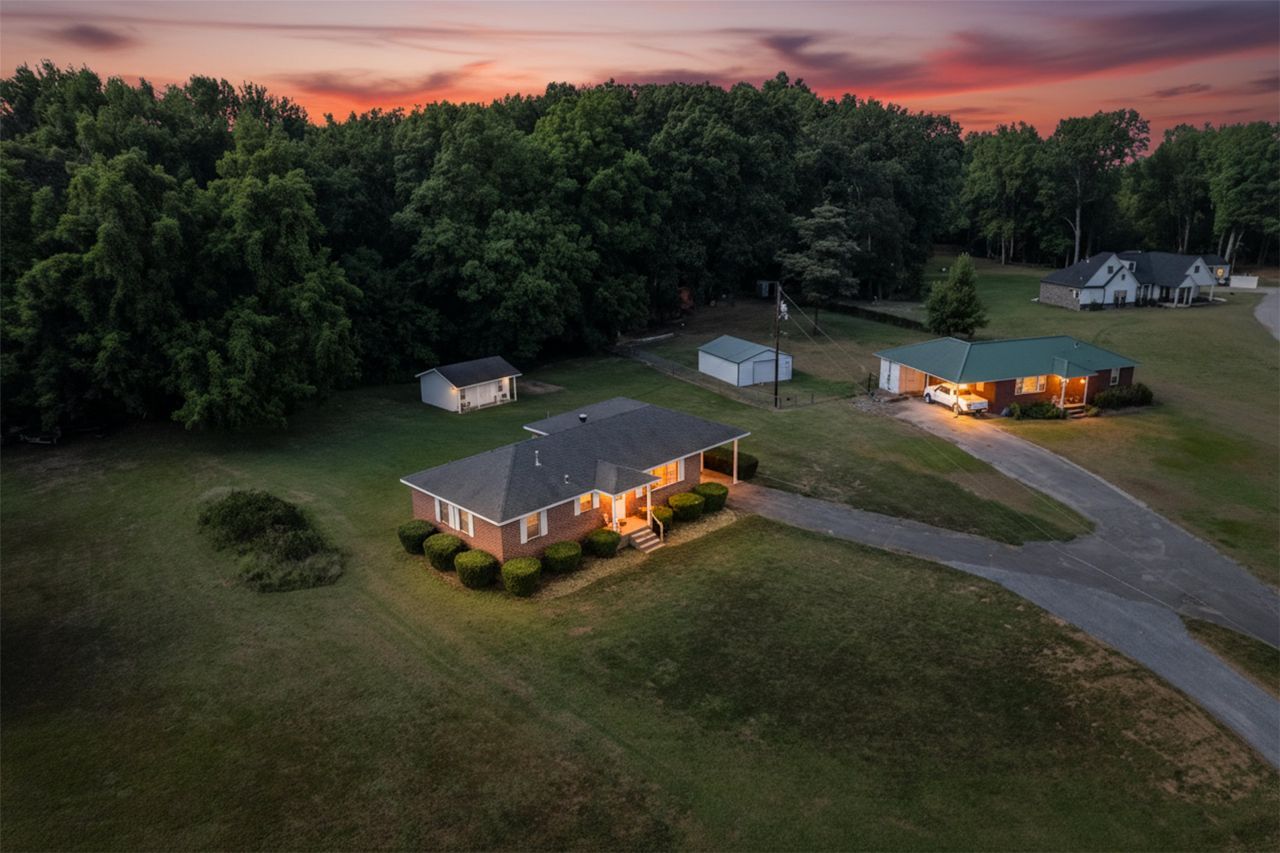 3285 MUNFORD GILTEDGE RD Munford, TN 38058